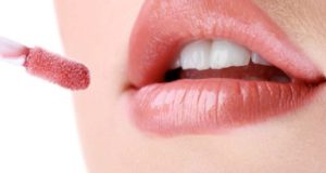 10 Home Remedies for Chapped or Dry Lips